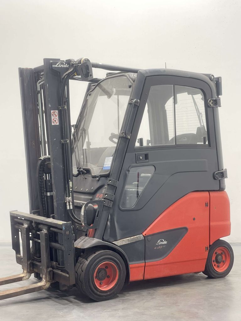 Linde E20PH-02-386 Elektro 4 Rad-Stapler www.nortruck.de