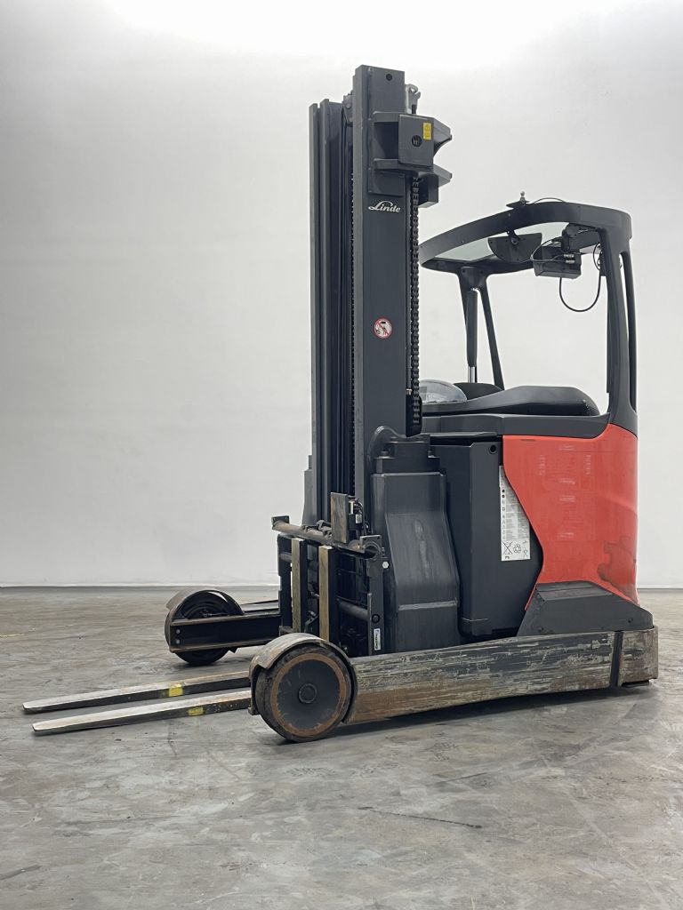 Linde R20-01-1120 Schubmaststapler www.nortruck.de