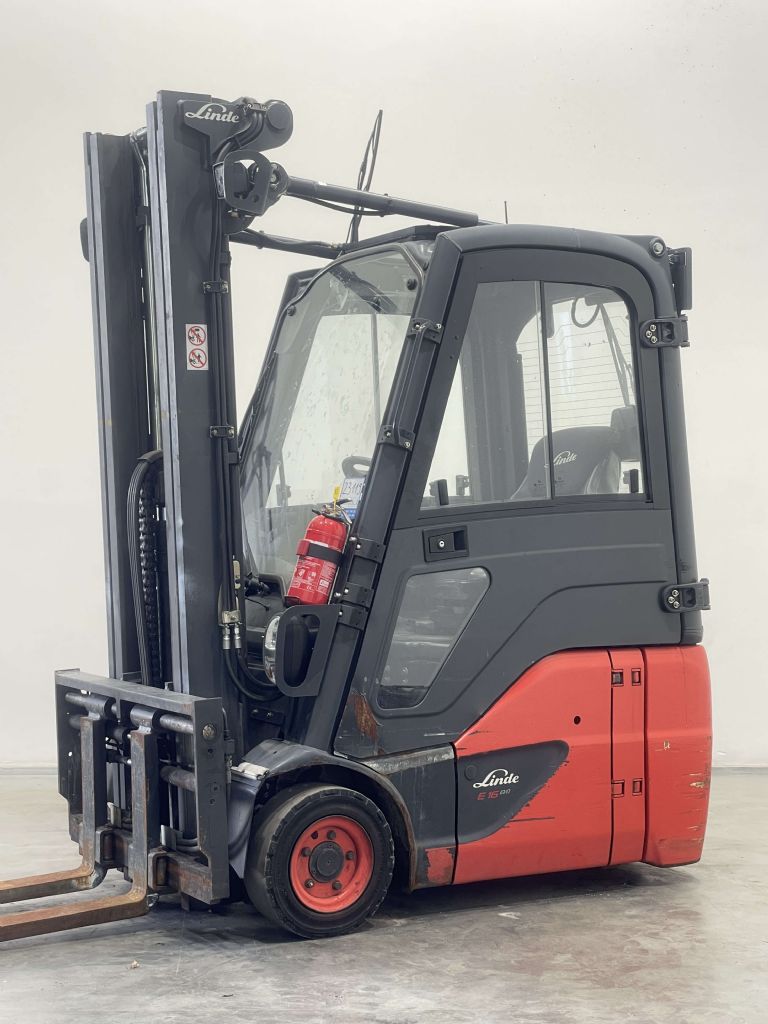 Linde E16C-02-386 Elektro 3 Rad-Stapler www.nortruck.de