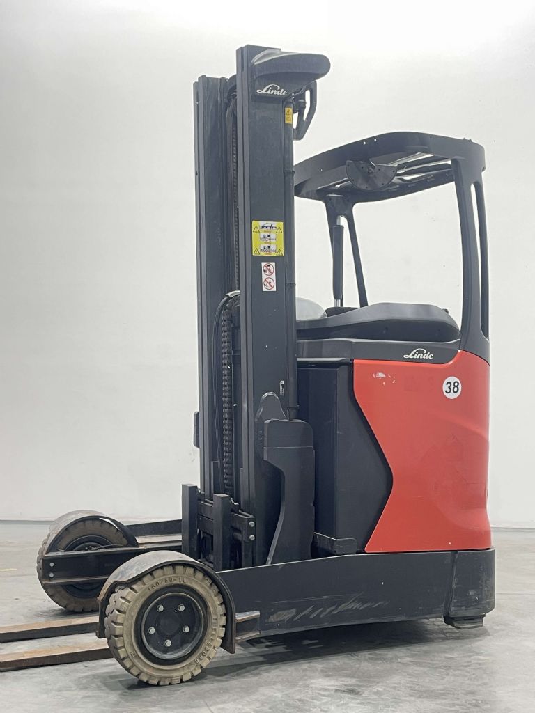 Linde R16G-01-1120 Schubmaststapler www.nortruck.de