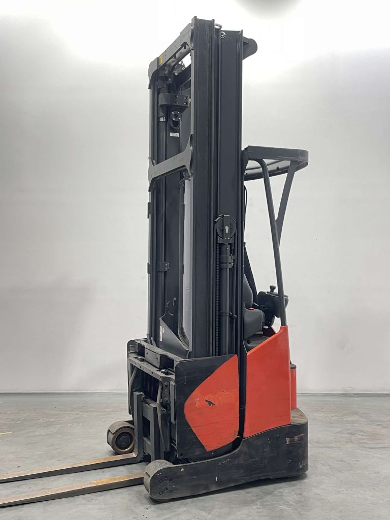 Linde R14X-03-116 Schubmaststapler www.nortruck.de