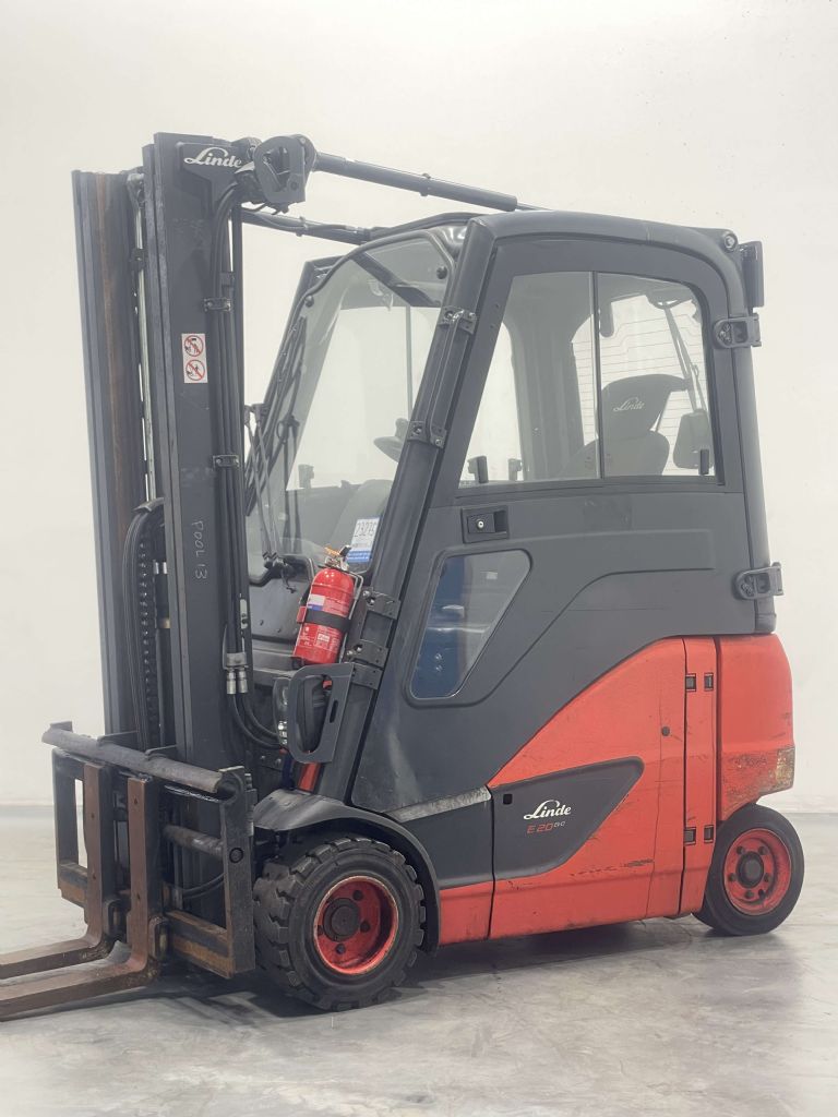 Linde E20PH-02-386 Elektro 4 Rad-Stapler www.nortruck.de