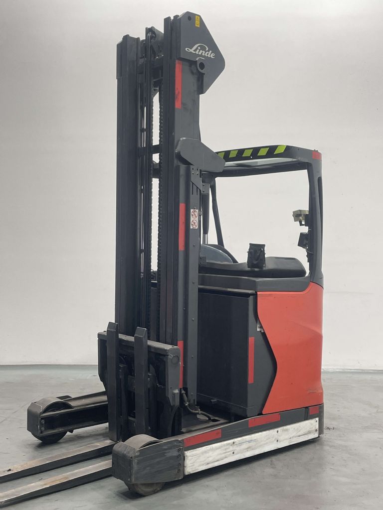 Linde R16-01-1120 Schubmaststapler www.nortruck.de
