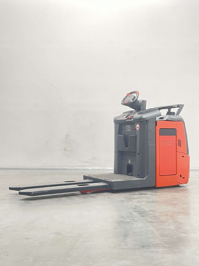 Linde V08-01 1T-4594 Low Level Order Picker www.nortruck.de