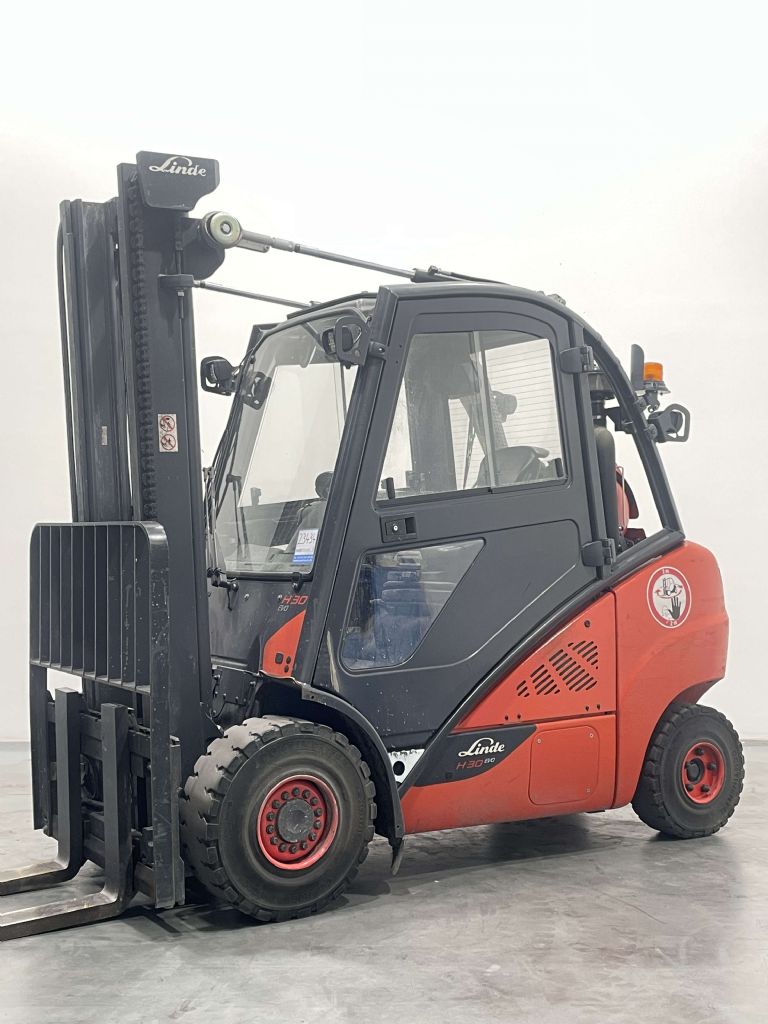 Linde H30T-02-393 Treibgasstapler www.nortruck.de