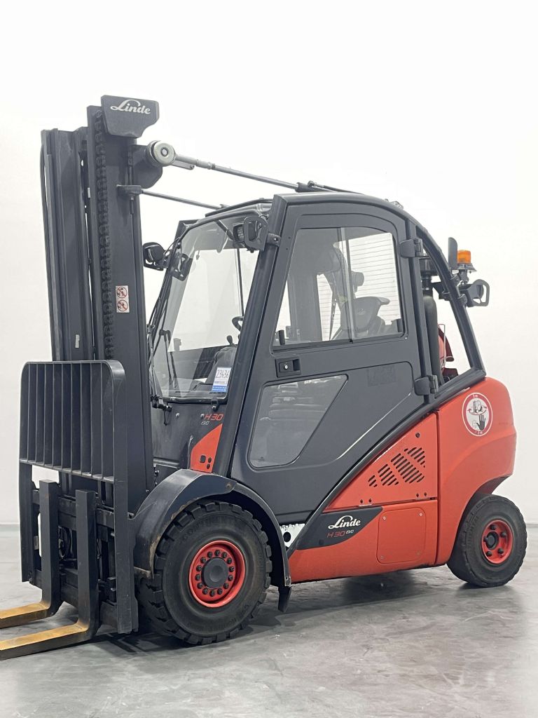 Linde H30T-02-393 Treibgasstapler www.nortruck.de