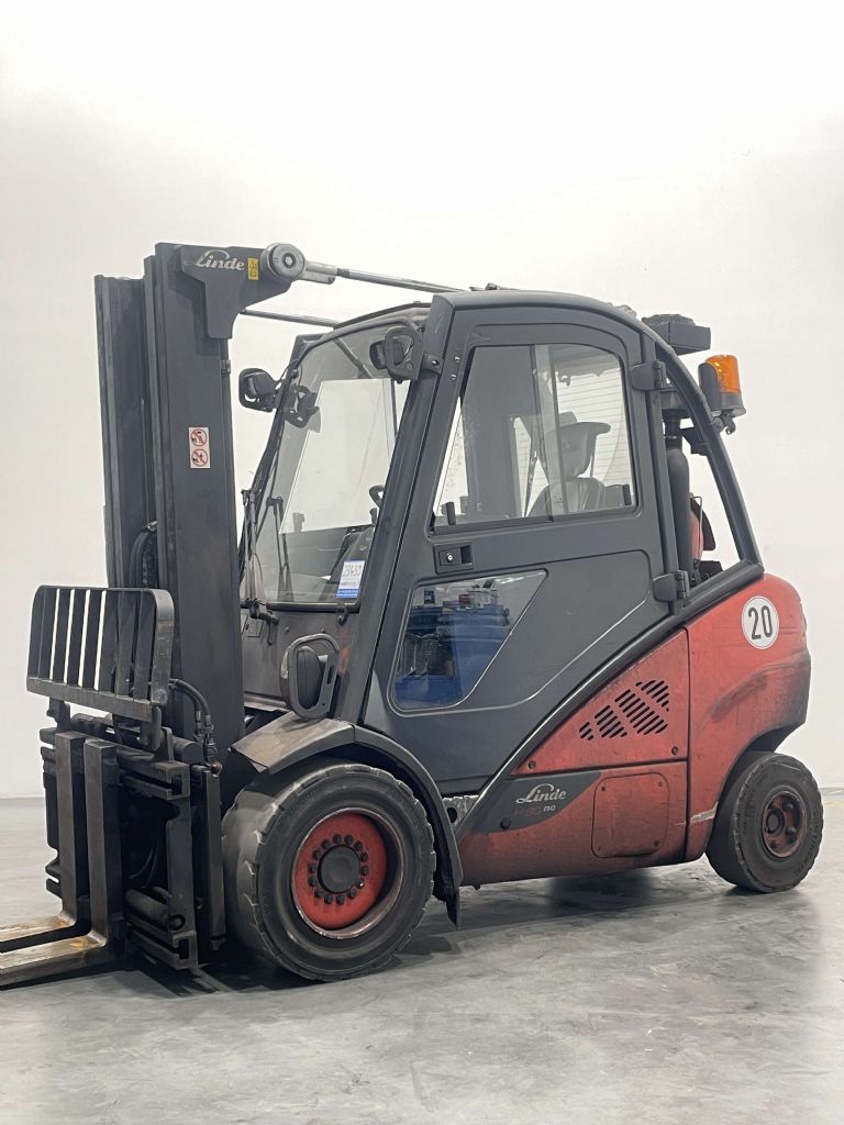 Linde H30T-02-393 Treibgasstapler www.nortruck.de