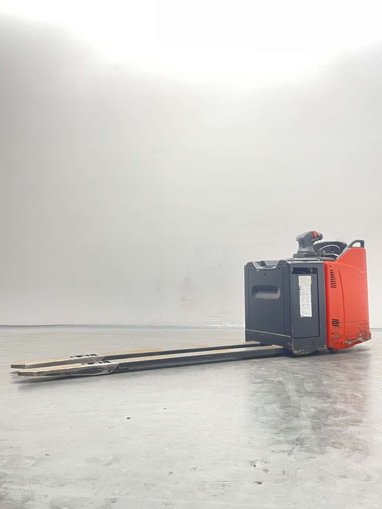 Linde T25SP-131 Electric Pallet Truck www.nortruck.de