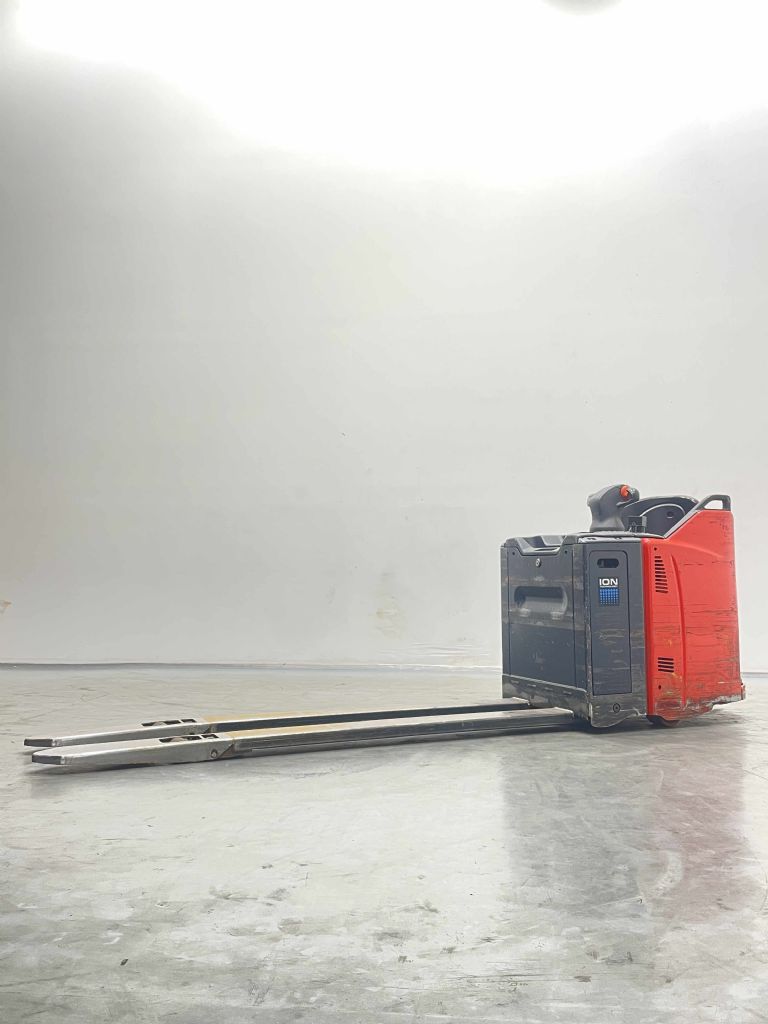 Linde T30SP-131 Li-Ion Electric Pallet Truck www.nortruck.de