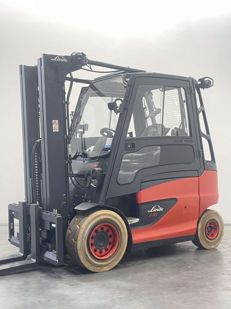 Linde E35H-01/600-388 Elektro 4 Rad-Stapler www.nortruck.de
