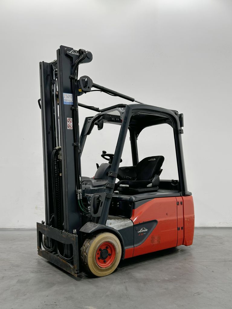 Linde E16L-02-386 Elektro 3 Rad-Stapler www.nortruck.de