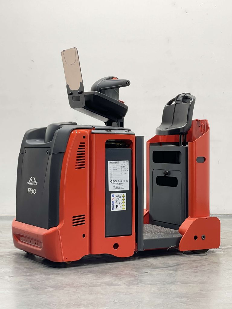 Linde P30C-1190 Schlepper www.nortruck.de