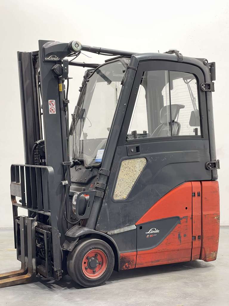 Linde E16H-02-386 Elektro 3 Rad-Stapler www.nortruck.de