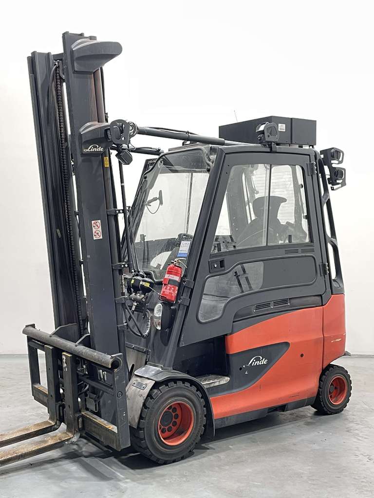 Linde E35HL-01-387 Electric 4-wheel forklift www.nortruck.de