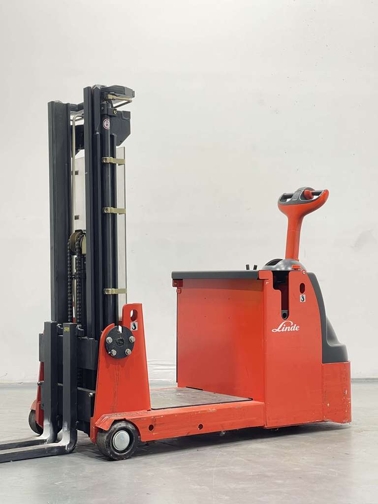 Linde L12AC-035 High Lift stacker www.nortruck.de