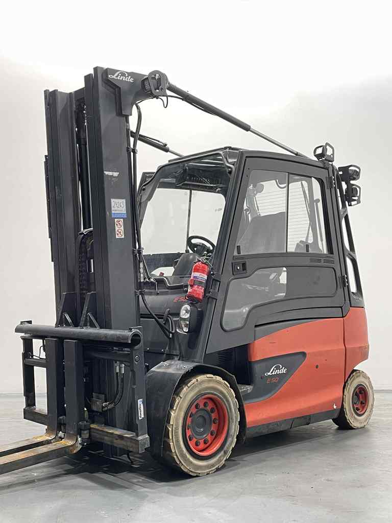 Linde E50HL-01/600-388 Elektro 4 Rad-Stapler www.nortruck.de