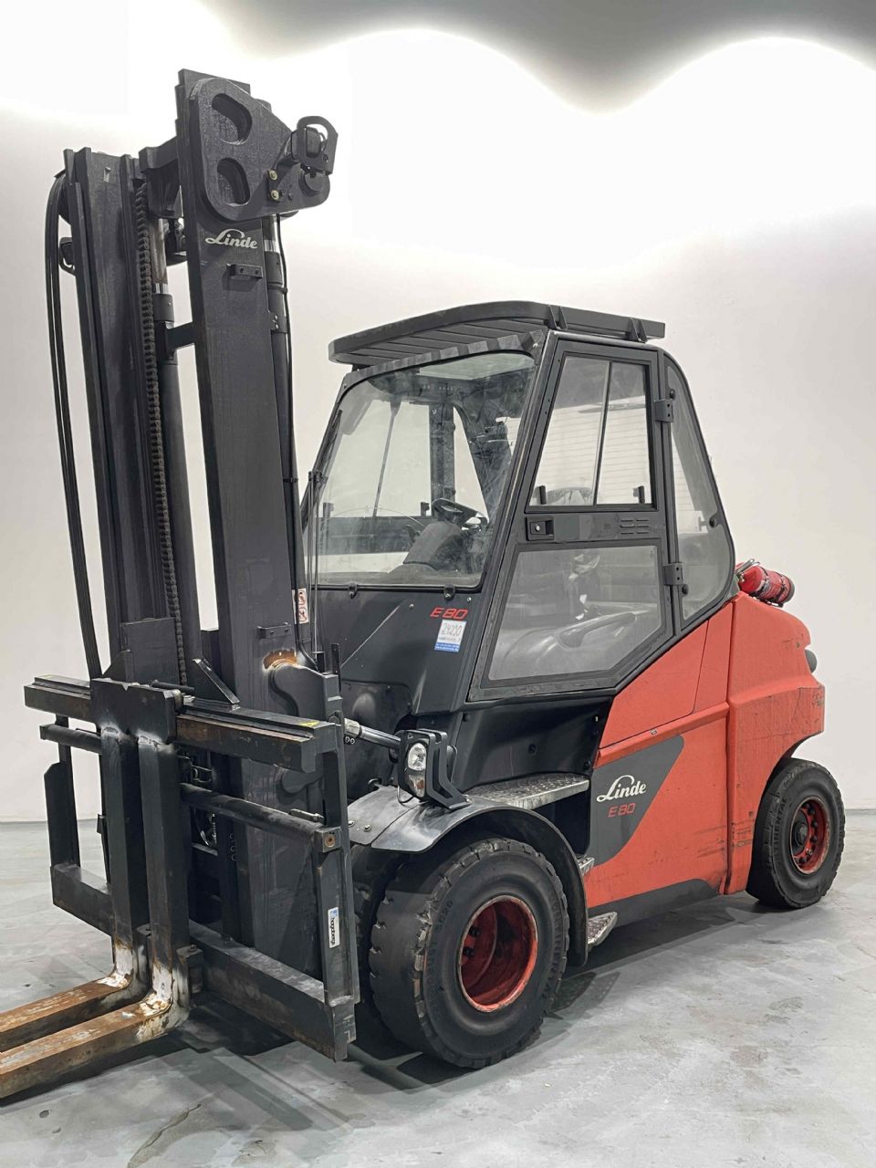 Linde E80-01/900-1279 Elektro 4 Rad-Stapler www.nortruck.de