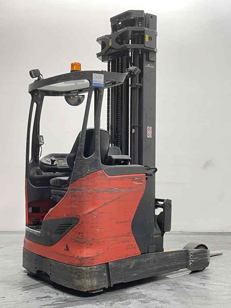 Linde R16HD-01-1120 Schubmaststapler www.nortruck.de