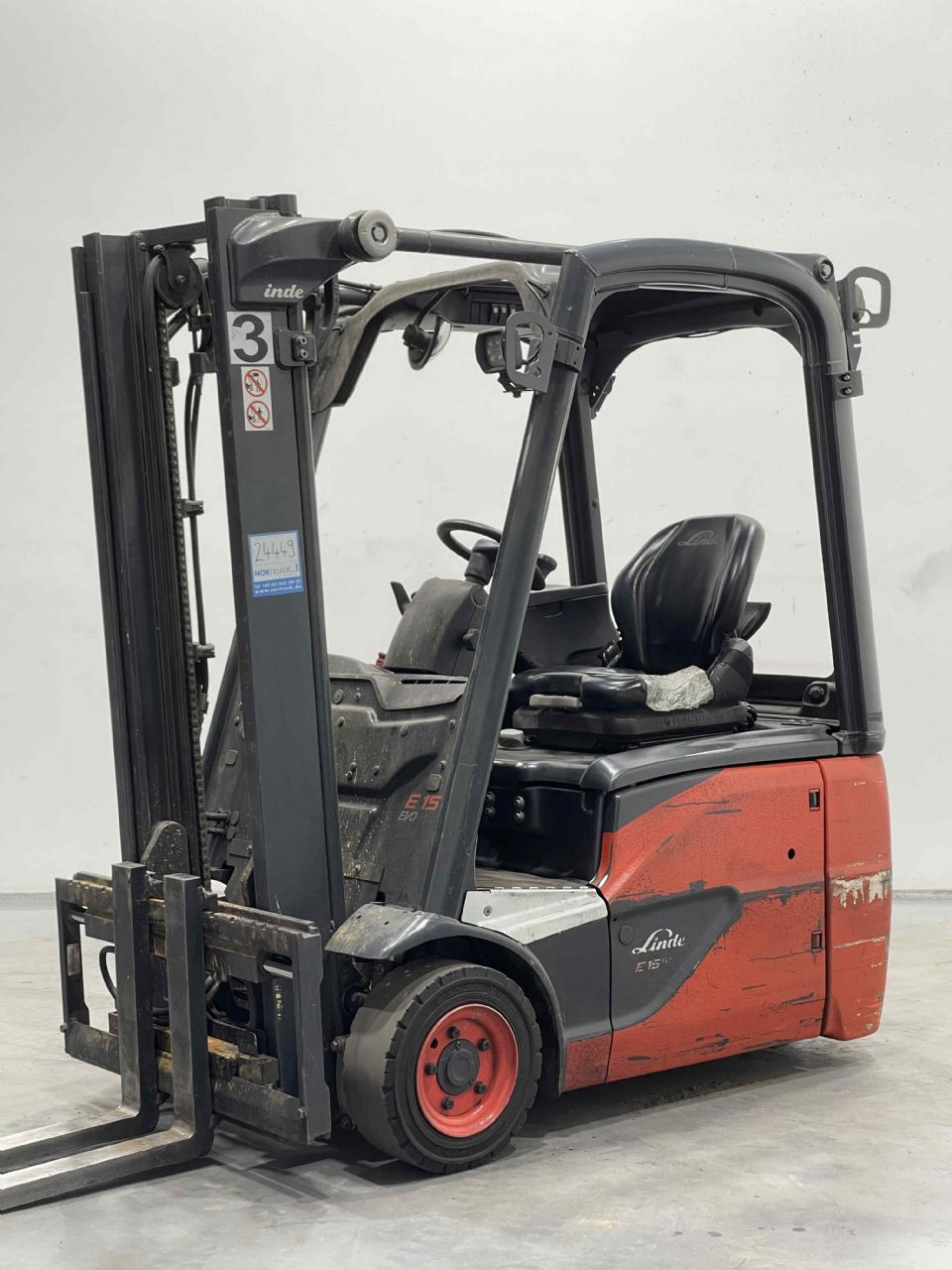 Linde E15-02-386 Electric 3-wheel forklift www.nortruck.de