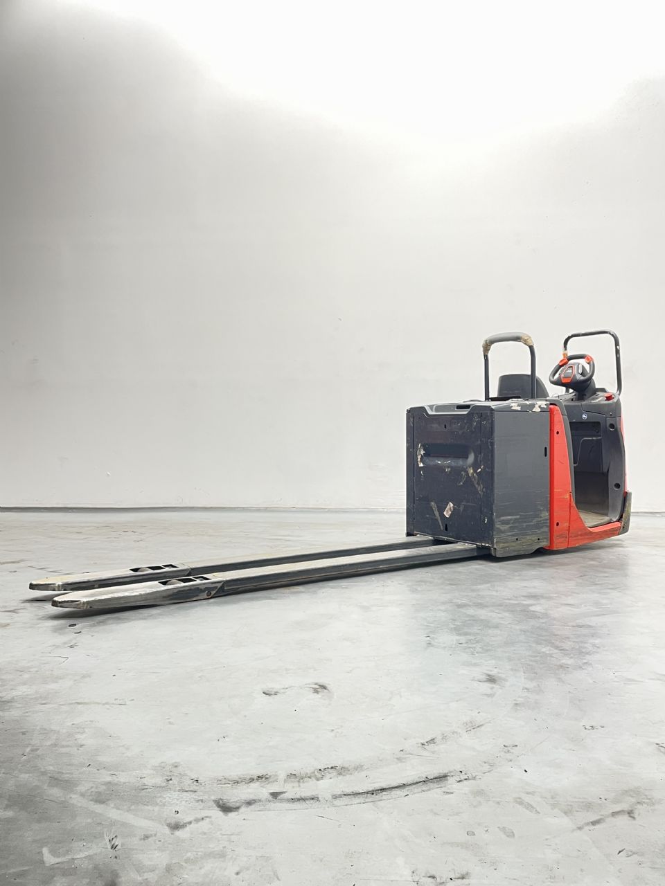 Linde N20-1115 Low Level Order Picker www.nortruck.de