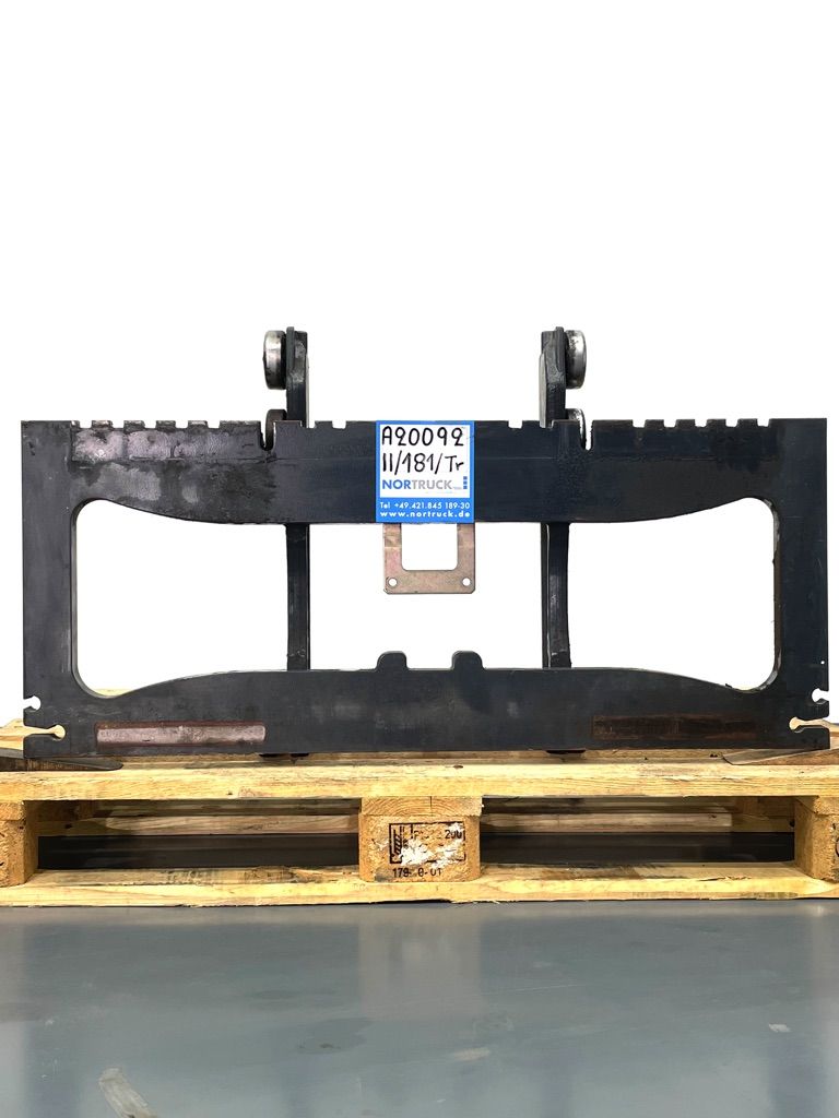 Linde Gabeltrger fr Triplex, M181-391, M181-386 Gabeltrger www.nortruck.de
