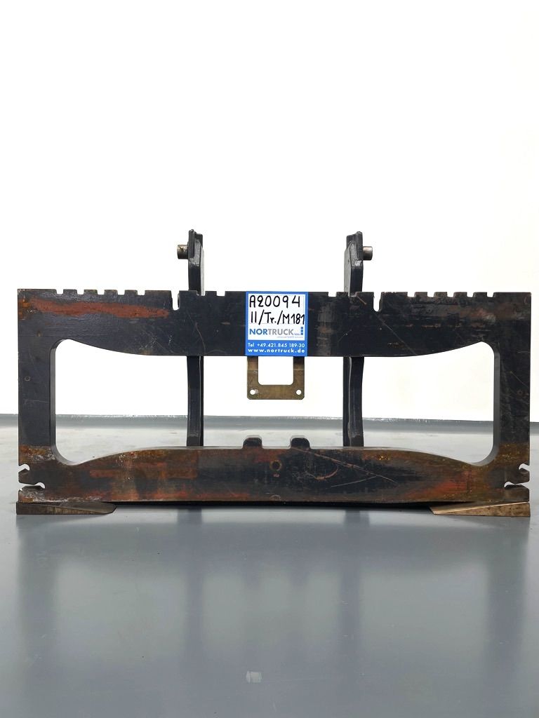 Linde Gabeltrger fr Triplex, M181-391, M181-386 Gabeltrger www.nortruck.de