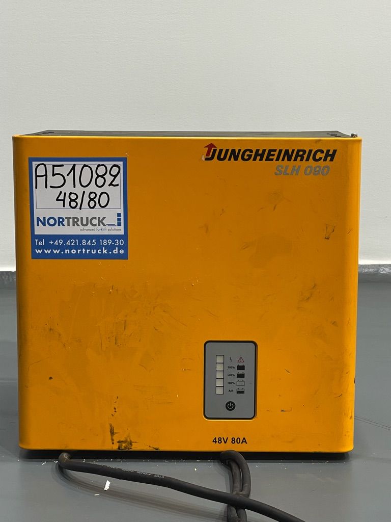 Jungheinrich D400 G48/80 B-SLH 090 Ladegerät www.nortruck.de