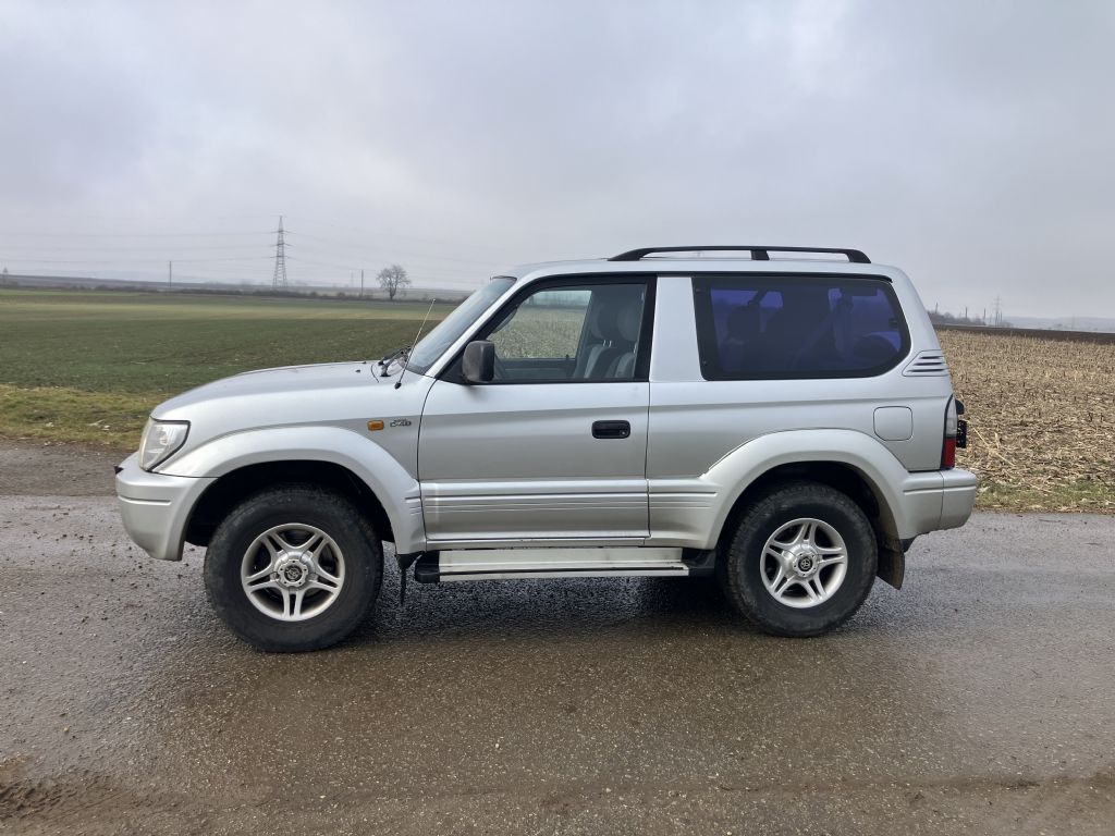 Toyota Land Cruiser Auto & LKW www.peinbauer-service.at