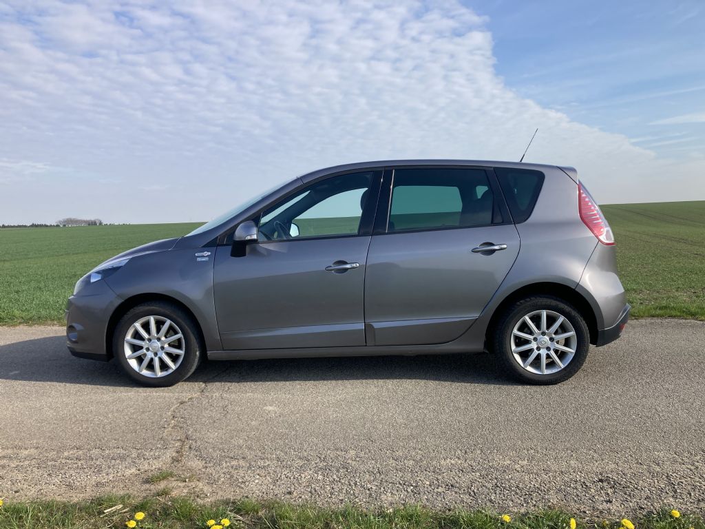 *Sonstige Renault  Auto & LKW www.peinbauer-service.at
