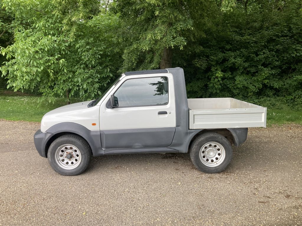 *Sonstige Suzuki  Auto & LKW www.peinbauer-service.at