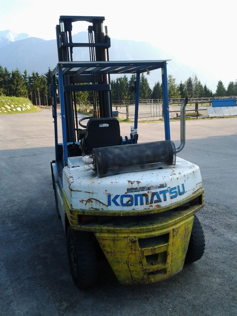 Komatsu-FD45TE-Dieselstapler-www.staplertechnik.at