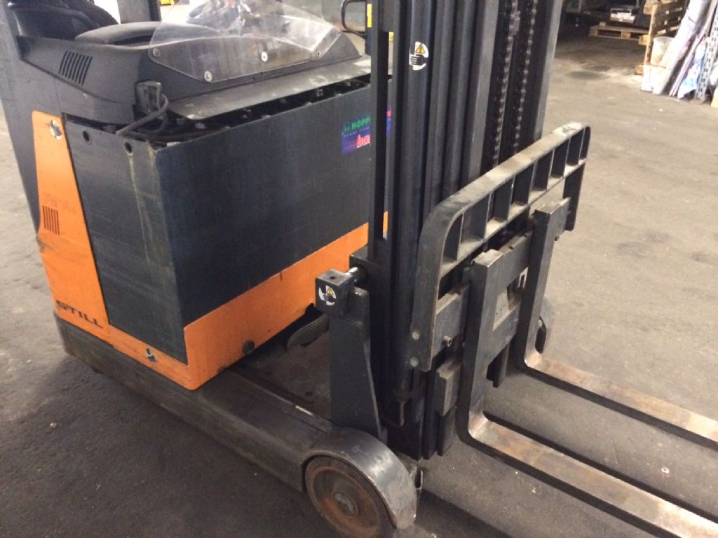 Still-FM14-Schubmaststapler-www.staplertechnik.at