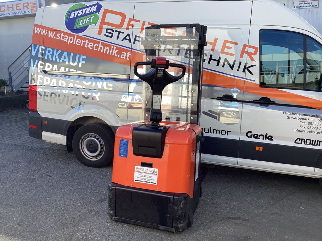 BT-SPE160-Hochhubwagen-www.stapler-mueller.com