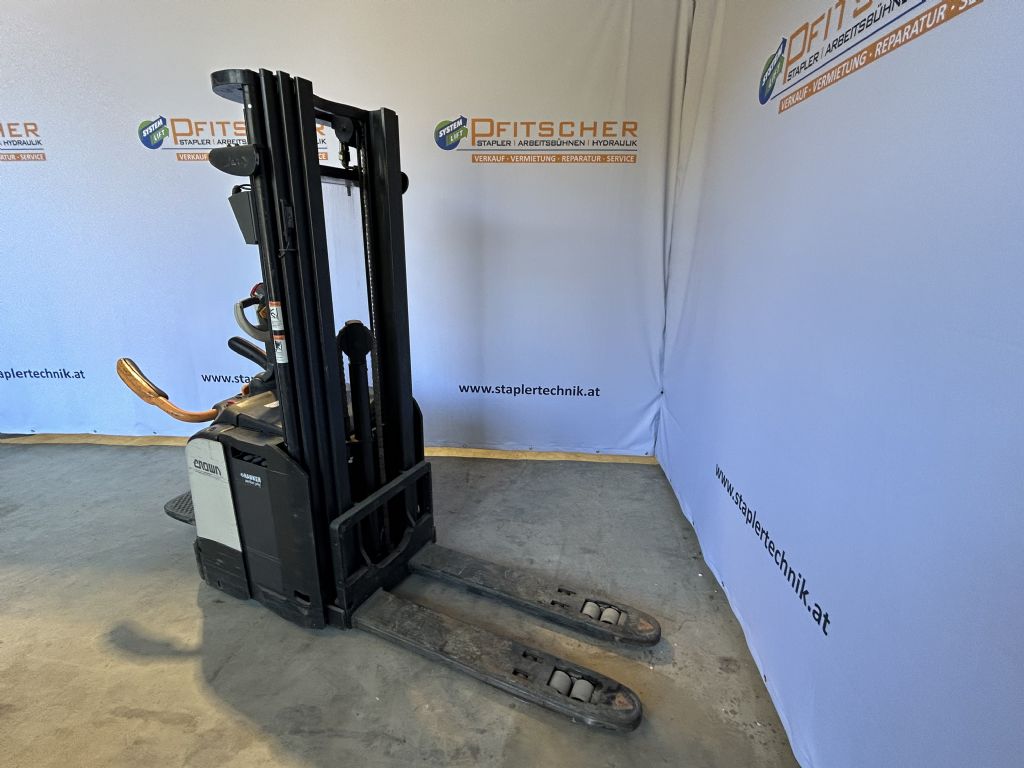 Crown-ETi 4000 1.6 TT-Hochhubwagen-www.stapler-mueller.com