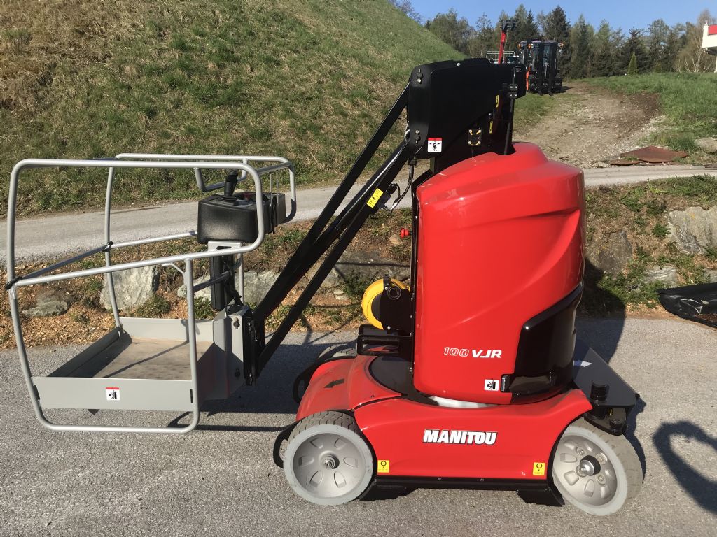 Manitou VJR 100 Articulated Jib Platforms www.staplertechnik.at