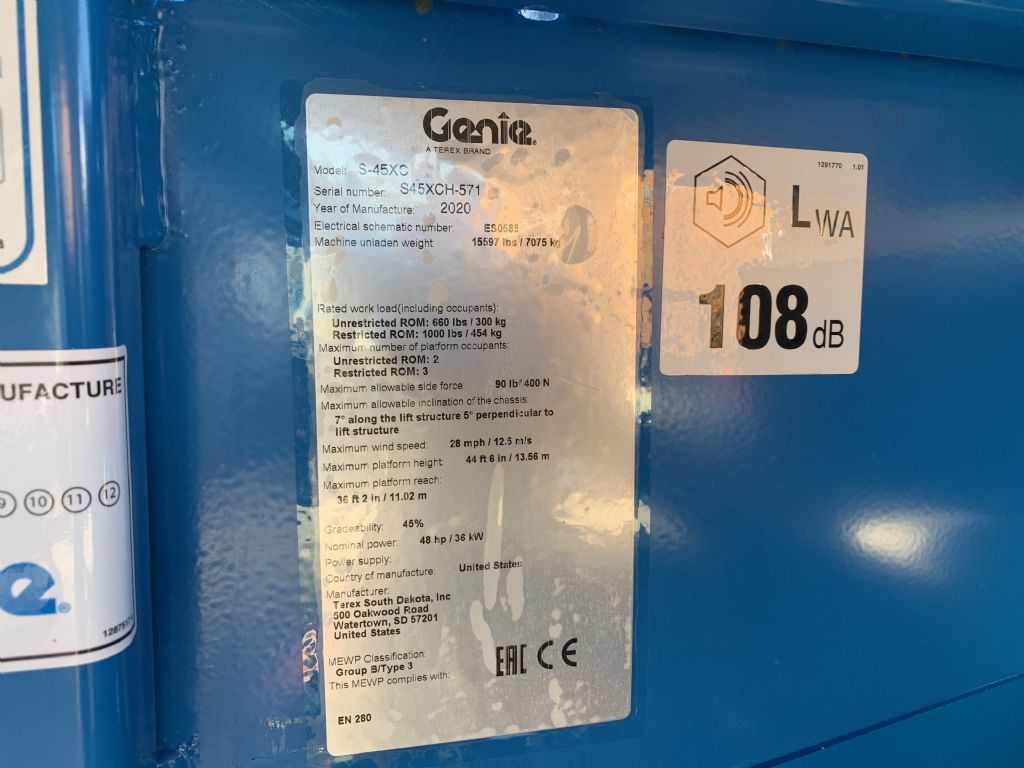 Genie-S45XC-Teleskoparbeitsbhne-www.staplertechnik.at