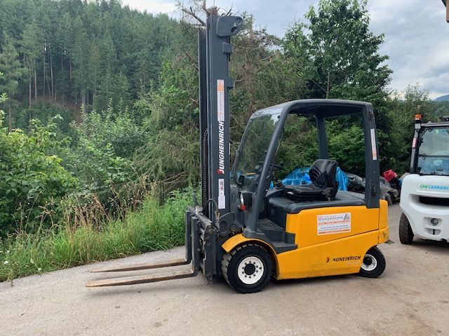 Jungheinrich efg 430 Electric 4-wheel forklift www.staplertechnik.at Jungheinrich efg 430 Electric 4-wheel forklift www.staplertechnik.at