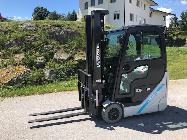 UniCarriers TX3 16 Electric 3-wheel forklift www.staplertechnik.at UniCarriers TX3 16 Electric 3-wheel forklift www.staplertechnik.at