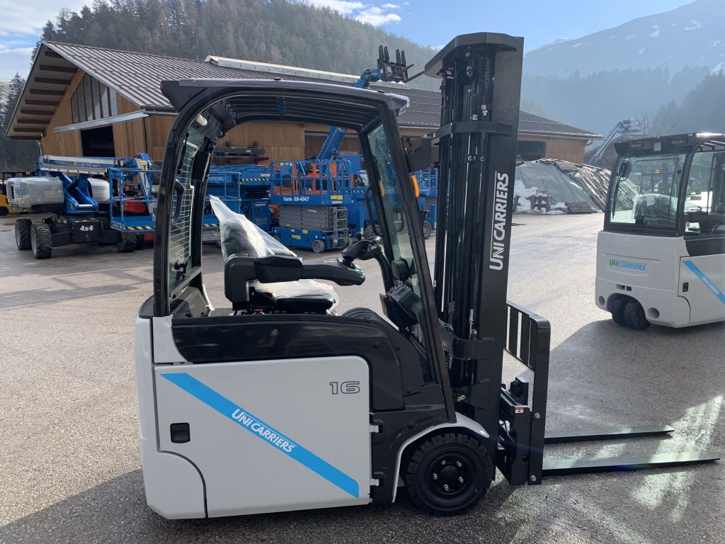 UniCarriers TX3-16 Electric 3-wheel forklift www.staplertechnik.at UniCarriers TX3-16 Electric 3-wheel forklift www.staplertechnik.at