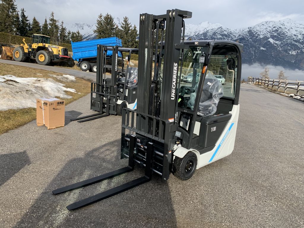 UniCarriers-TX3-16-Elektro 3 Rad-Stapler-www.staplertechnik.at