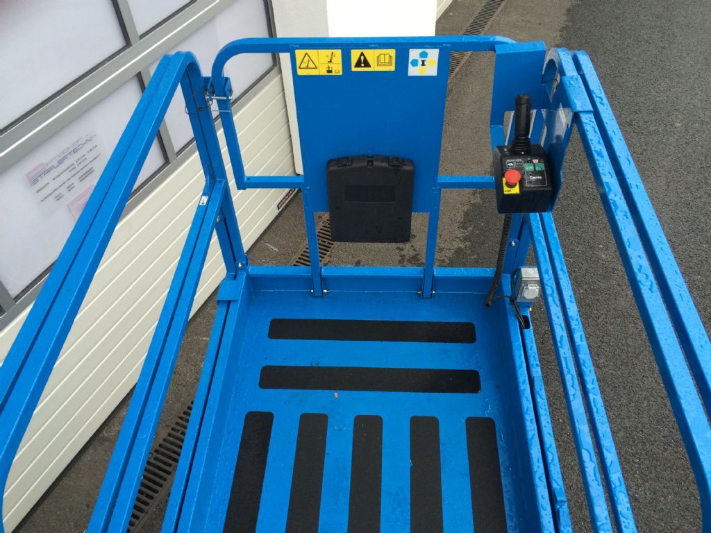 Genie-GS 3246-Scherenarbeitsbhne-www.staplertechnik.at
