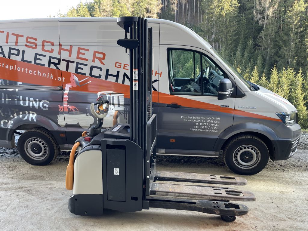 Crown-ETi 40401.6 TT-Hochhubwagen-www.stapler-mueller.com