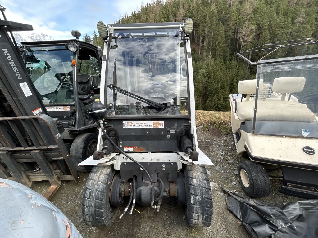 UniCarriers YG1D2A30Q Diesel Forklift www.staplertechnik.at