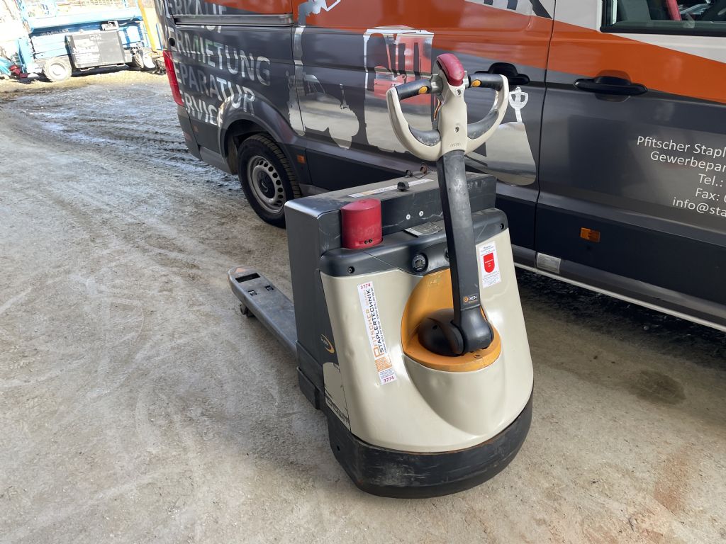 Crown-WP3015 1.6-Niederhubwagen-www.stapler-mueller.com