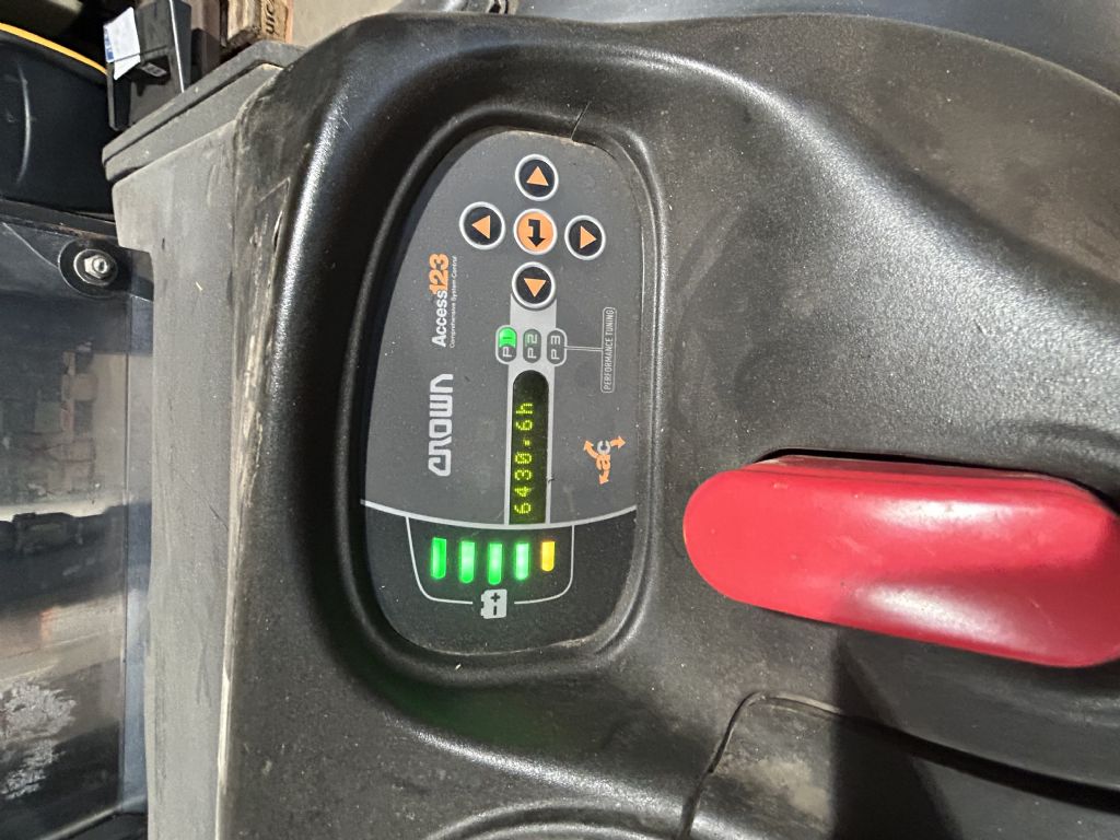 Crown-DT 3040-Hochhubwagen-www.staplertechnik.at