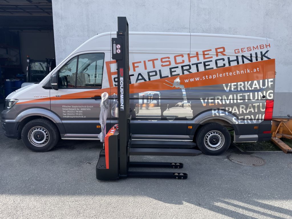 EP ESL 122 lithium ionen High Lift stacker www.staplertechnik.at