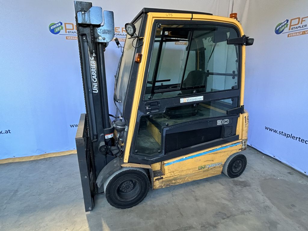 UniCarriers-G1Q2L30Q-Elektro 4 Rad-Stapler-www.staplertechnik.at