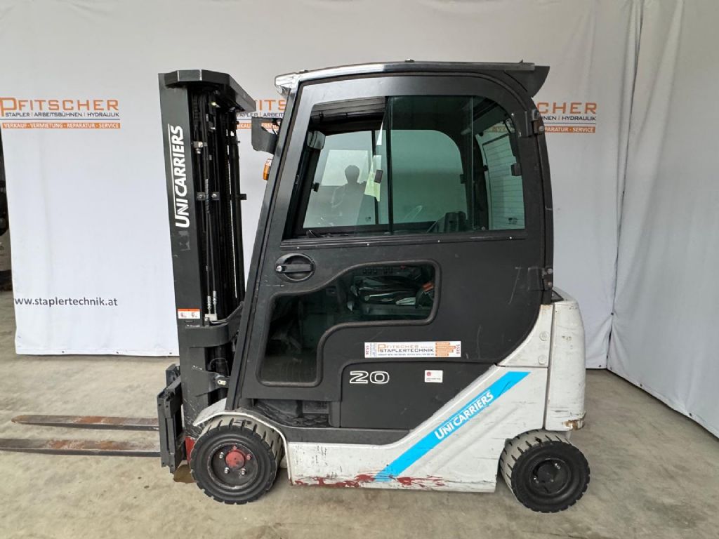 UniCarriers-JAG2N1L20Q-Elektro 4 Rad-Stapler-www.stapler-mueller.com