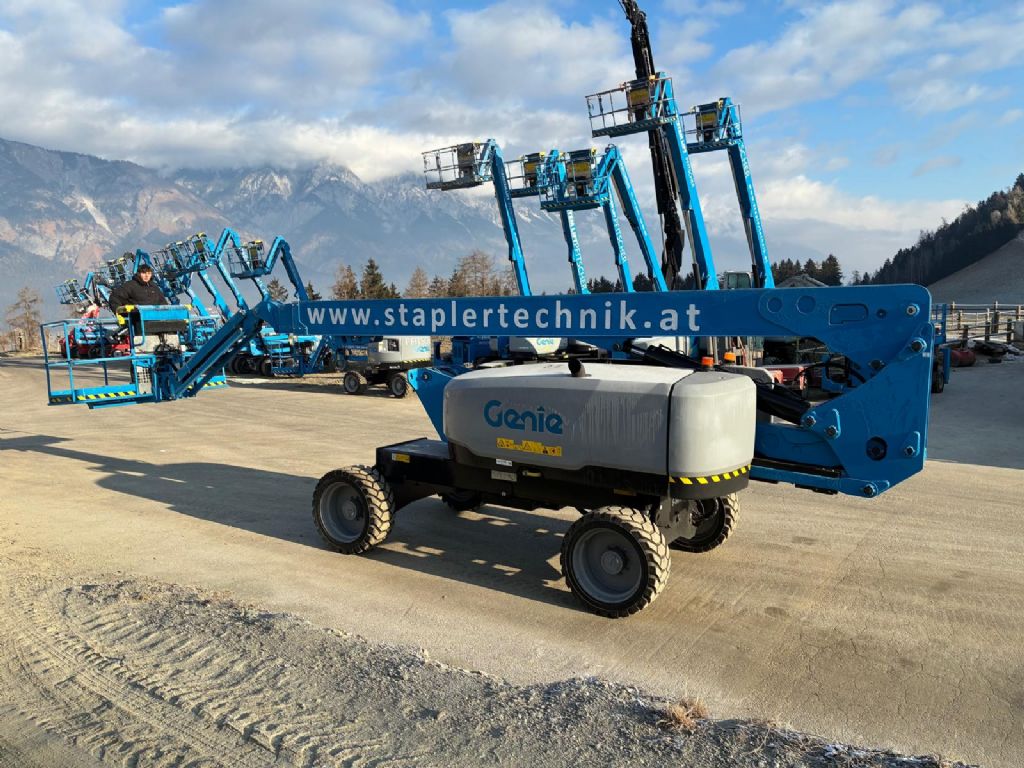 Genie S80J Gelenkteleskopb�hne www.staplertechnik.at