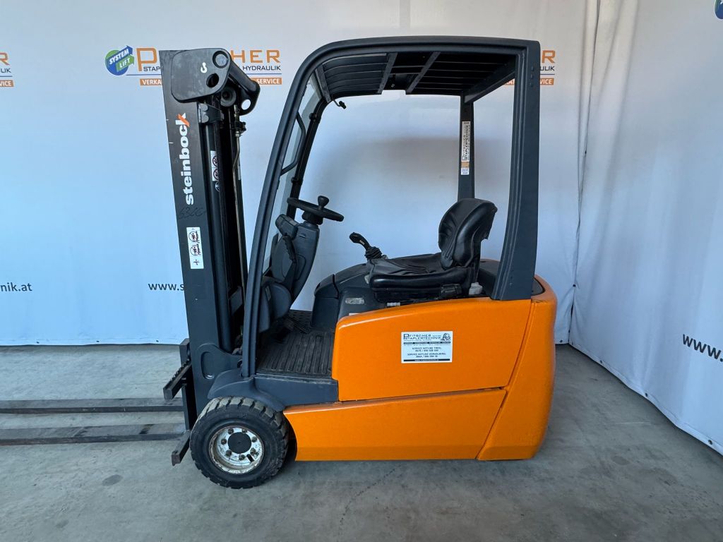 Steinbock LE 18 MP Elektro 3 Rad-Stapler www.staplertechnik.at Steinbock LE 18 MP Elektro 3 Rad-Stapler www.staplertechnik.at